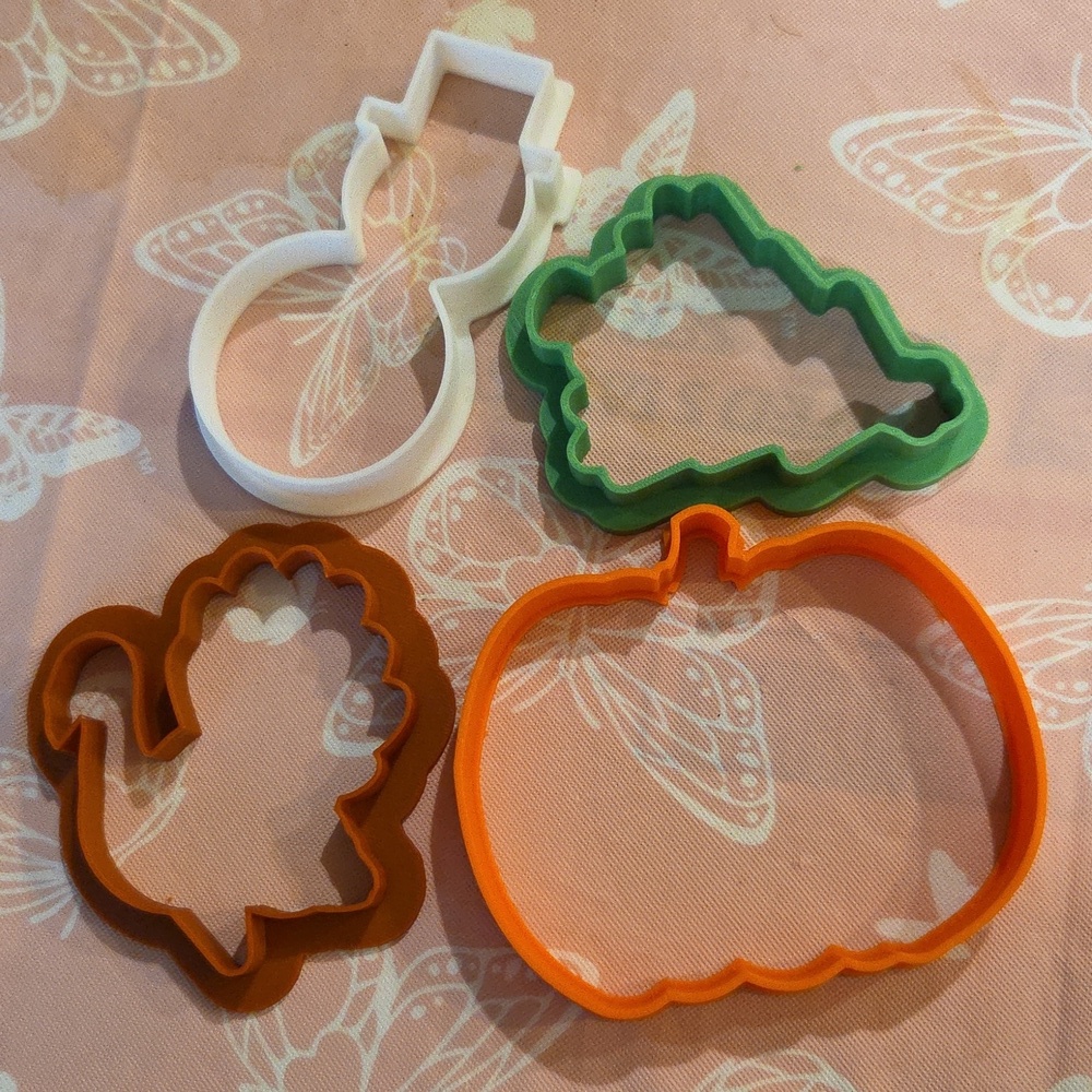 Set Of 4 Holiday 3-D Cookie Cutters